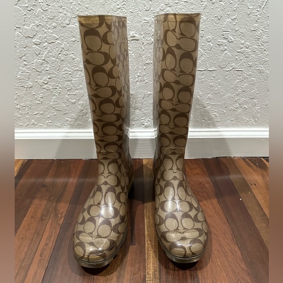 Coach Brown Tan Signature C Rain Boots Size 10 - Picture 4 of 8